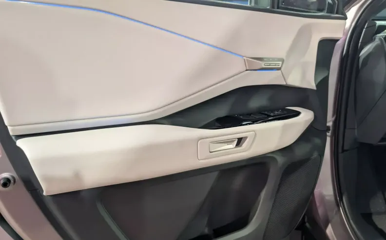 أزمة مقابض الأبواب الرقمية في العصر الكهربائي