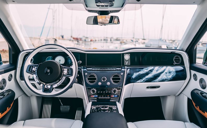 الطلاء الخارجي وإرث رولز-رويس في عالم اليخوت