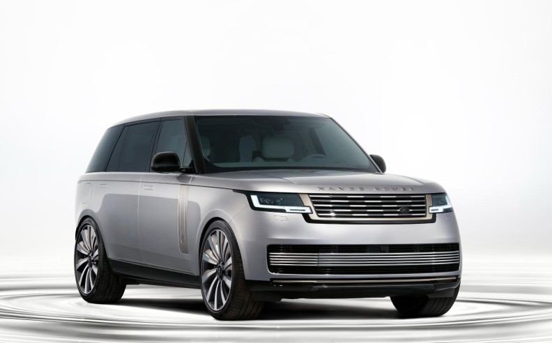 Range Rover SV Ultra Redefines Luxury with a Full Body Audio Experience