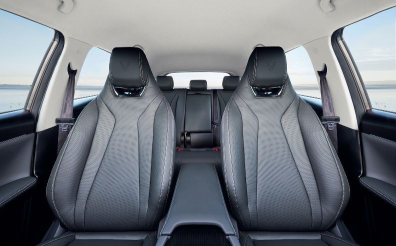 VF 8 Performance, Technology & Market Launch