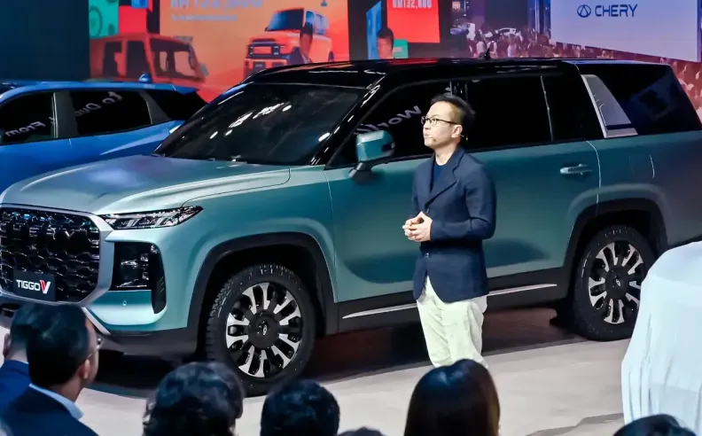 Tiggo V Debut
