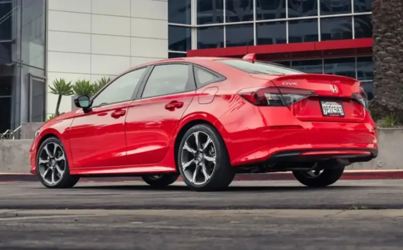 Smart Hybrid Choices