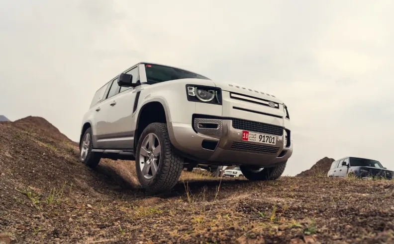 ماذا يعني ديفندر 130