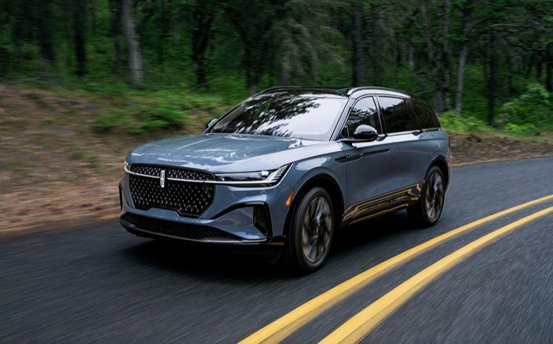 Lincoln’s Premium SUV Line-Up Delivers Luxury, Efficiency and Innovation