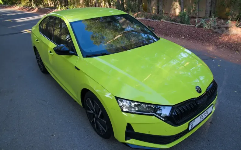 Sportline design with everyday practicality