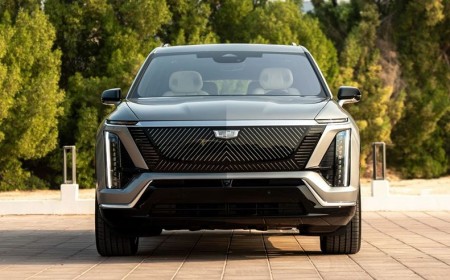 Cadillac VISTIQ Arrives in Middle East Showrooms