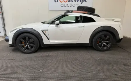 Nissan GTR Godzilla Becomes a Wild Off Road Beast