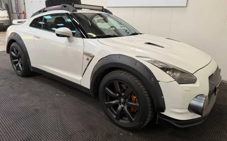 A GTR Built for Rough Terrain