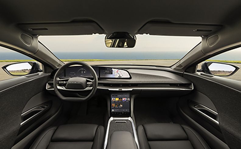 لوسد تطلق نظام Air UX 3.0 لتعزيز تجربة القيادة الرقمية في سيارات Lucid Air