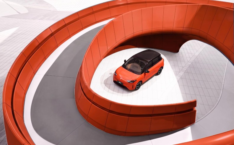 Leapmotor Expands Its European Lineup With the B03 and D19