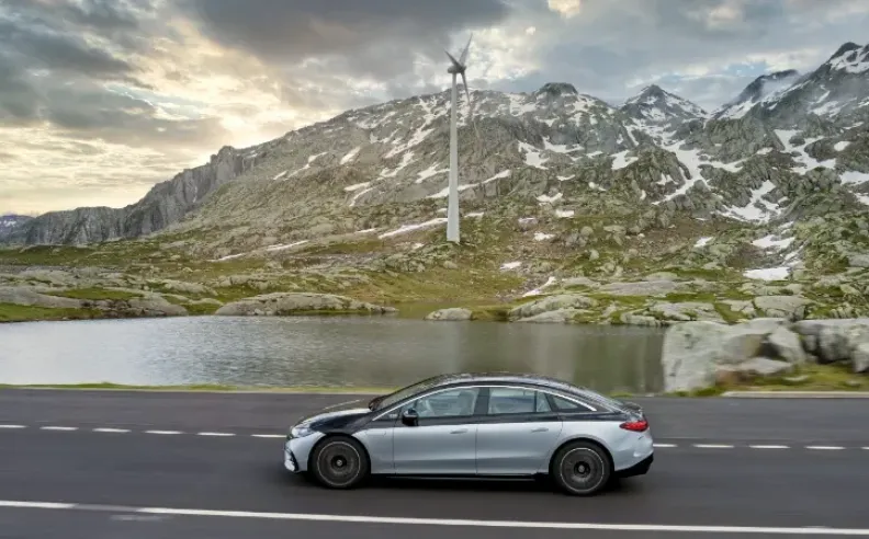 تكنولوجيا مساعدة السائق في مرسيدس EQS