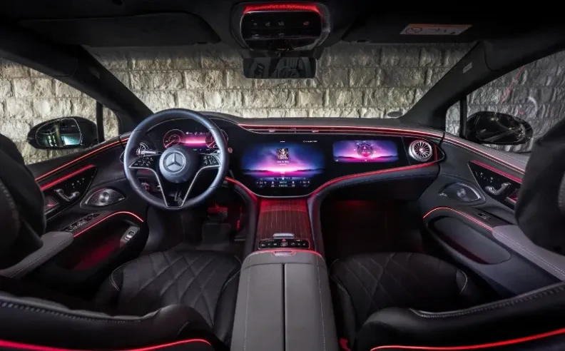 تصميم مرسيدس EQS