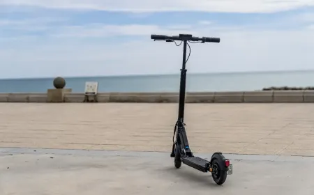 أنيقة وآمنة وصديقة للبيئة: تعرف على سكوتر مرسيدس ايه ام جي الجديدة