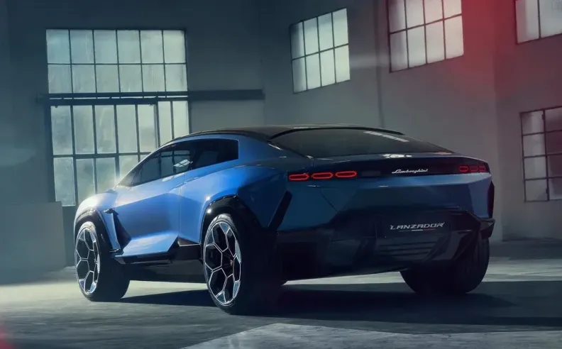 مشاركة لامبورغيني المثيرة في عالم السيارات الكهربائية