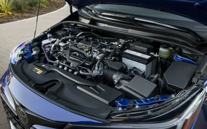 أداء تويوتا كورولا 2023