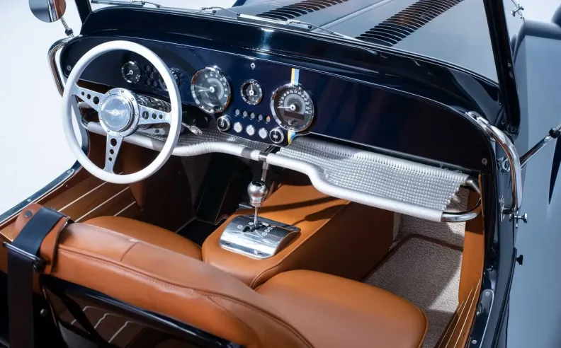 محرك بي ام دبليو 