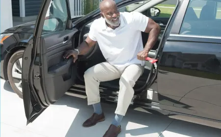 كيف تجعل سيارتك آمنة أكثر لكبار السن والمصابين والسيدات الحوامل؟