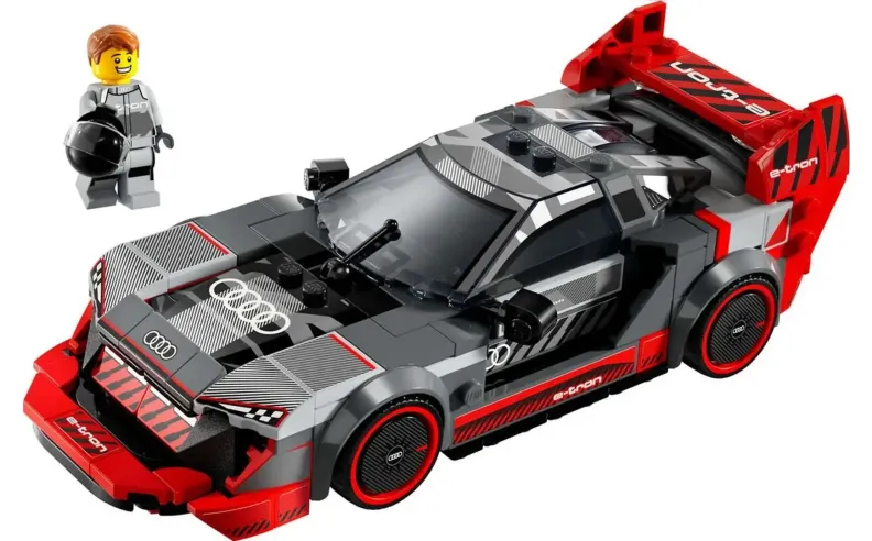 دخول أودي الأنيق