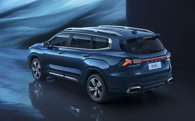 التصميم الخارجي لجيلي أوكافانجو 2024: جاذبية تخطف الأنظار