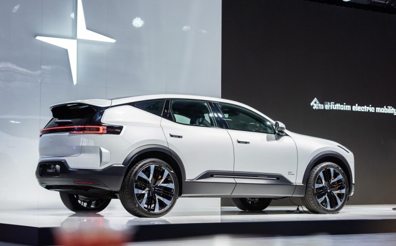 خدمات ما بعد البيع المتخصصة لبولستار في الإمارات