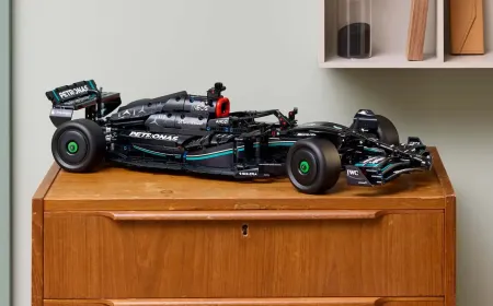 كن جزء من تاريخ فورمولا 1: ليجو تقدم مجموعة مكلارين MP4/4 الأسطورية بقيادة ايرتون سينا