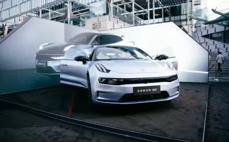 Zeekr Enters UAE Market: AW Rostamani Group Unveils Premium EV Lineup