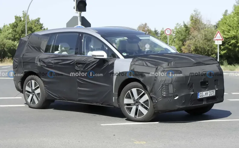 هيونداي أيونيك 9