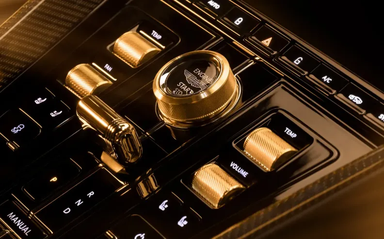 الهدايا المميزة لمالكي سيارة دي بي 12 جولدفينجر