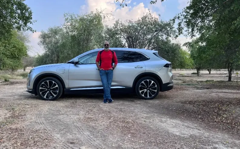 تصميم خارجي يجمع بين الجرأة والأناقة