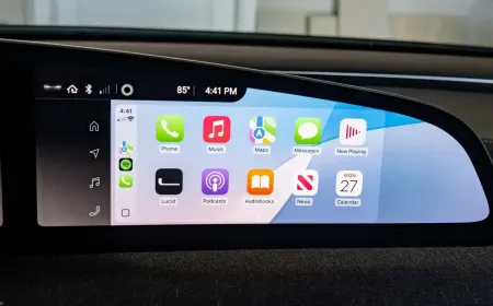 نظام المعلومات والترفيه في لوسيد: مستقبل تكنولوجيا السيارات شبه المثالي