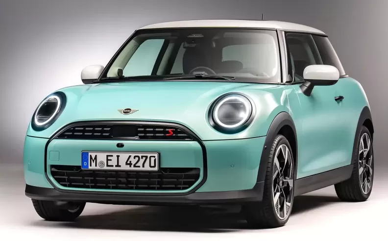 Mini Cooper: Compact Elegance with a Sporty Touch