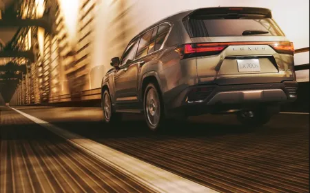 لكزس LX 700h 2025 قمة الفخامة والقوة على الطرق الوعرة
