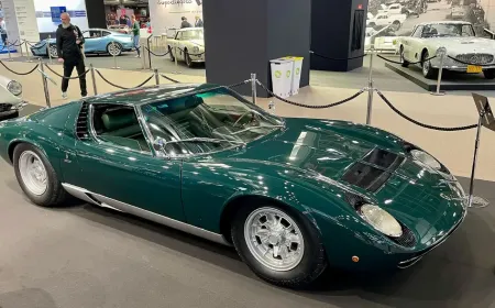 ريتروموبيل 2025: التجربة الباريسية المثالية لعشاق السيارات