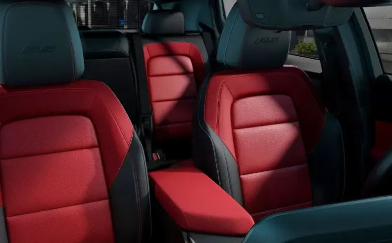 اداء كهربائي ومدى طويل لراحة القيادة