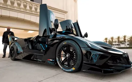 بوجاتي بوليد: إطارات بسعر 8000 دولار لعمر 60 كيلومتر فقط!