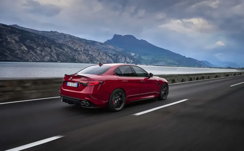 قلب جديد ينبض بمرونة كهربائية واحتراقية