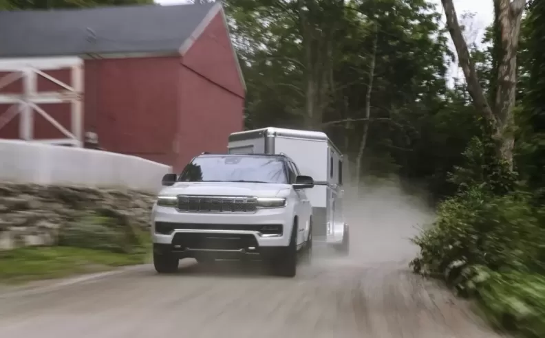 Jeep Grand Wagoneer 2025