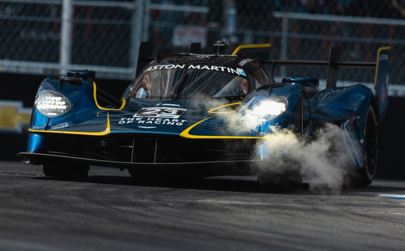 Strong Showing on Detroit Streets