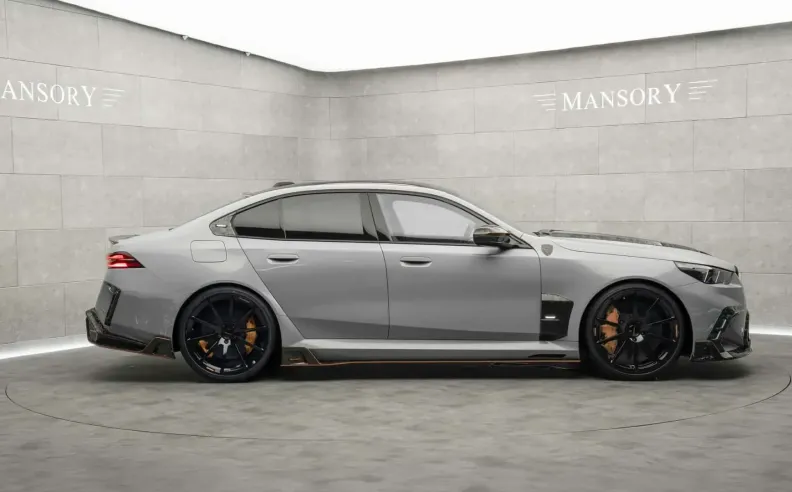 من الداخل والخارج: كربون في كل زاوية