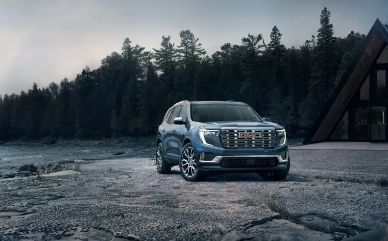 أكاديا وترافرس 2025: معايير سلامة استثنائية