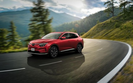 VinFast VF 8: The Premium Electric SUV Empowering a New Generation of Entrepreneurs in the UAE