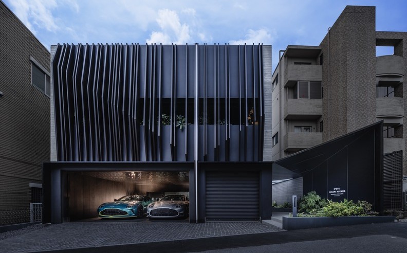 تفاصيل إضافية عن تصميم المنزل وخدماته الفاخرة