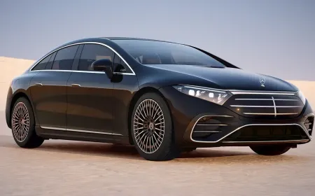 مواصفات وأسعار مرسيدس EQS 2025 في الإمارات: كل ما تحتاج معرفته قبل الشراء