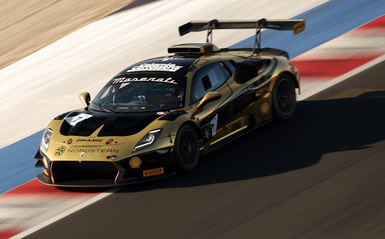 المنصات والانتصارات في سباق الأحد