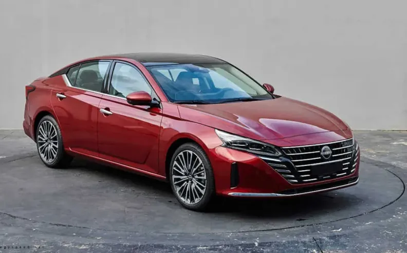 نيسان التيما فئة S