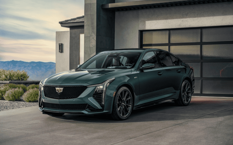 قوة الأداء في CT5-V وBlackwing