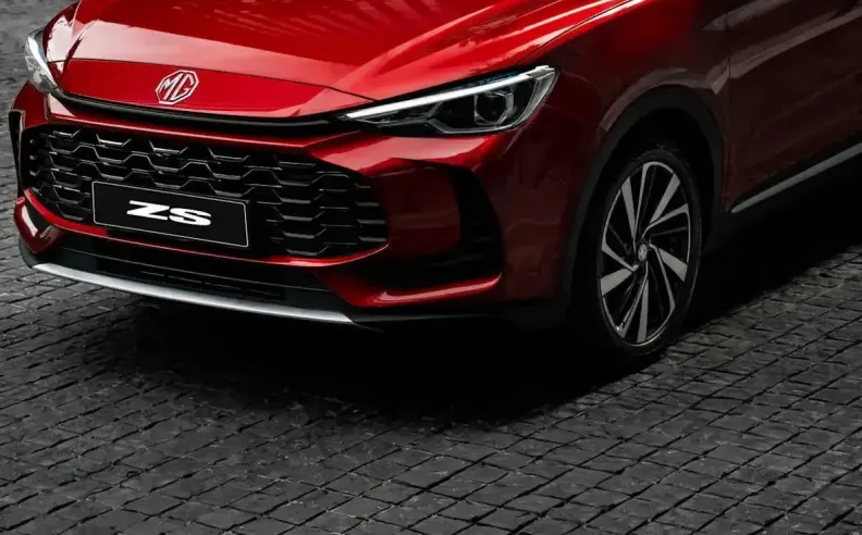 التجهيزات والتقنيات في إم جي ZS 2025 في السعودية