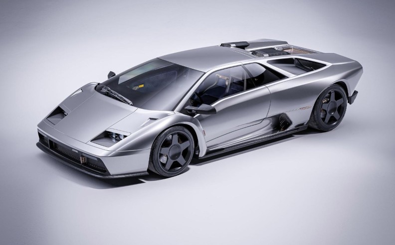  Track-Focused Design, Custom Craftsmanship, and Driving Purity