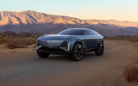 Cadillac reveals Elevated Velocity Crossover Concept