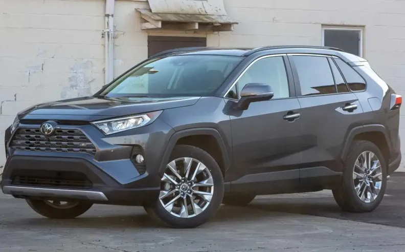 تويوتا RAV4 موديل 2019 (الإصدار الأول من الجيل الخامس)